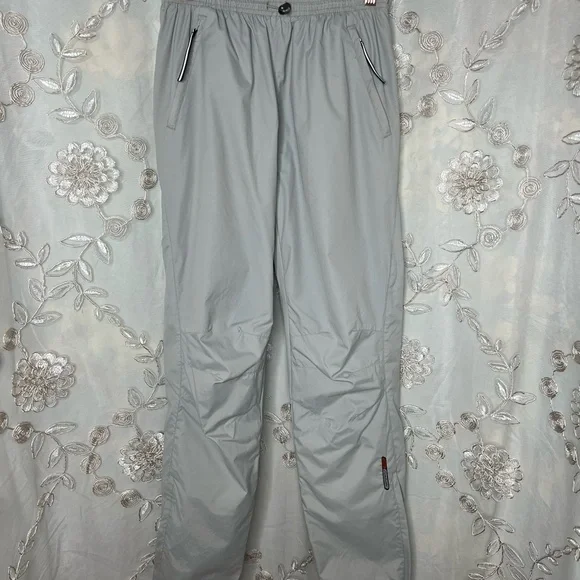 Reebok size S, gray ski pants. ￼
